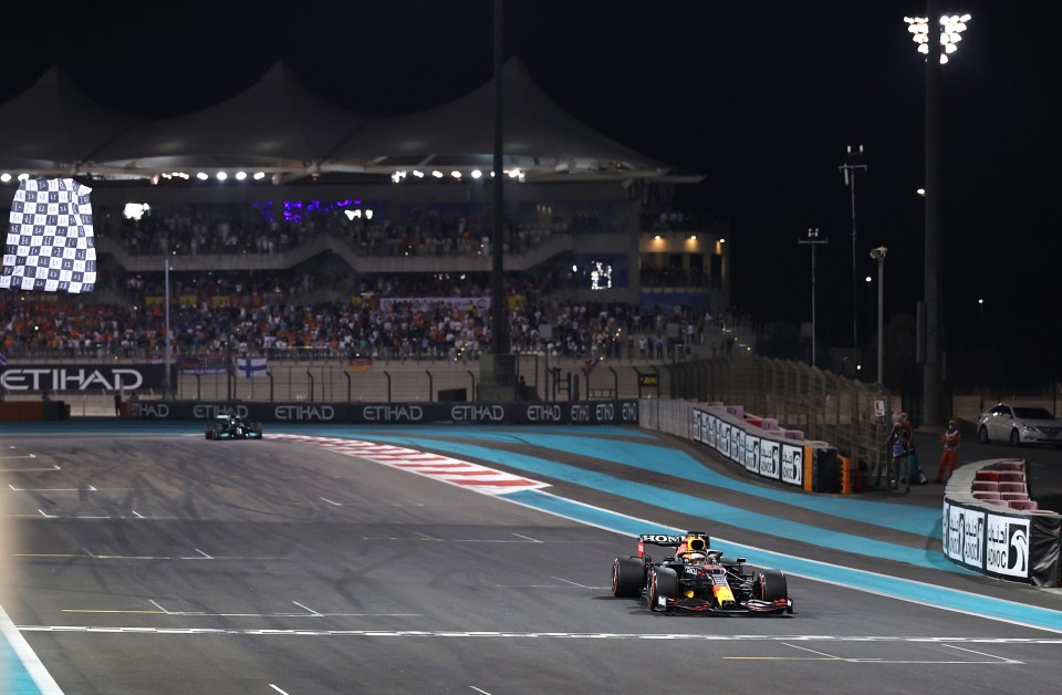 With the new clarifications Verstappen wouldn't have had a pathway to overtake Hamilton on the final lap