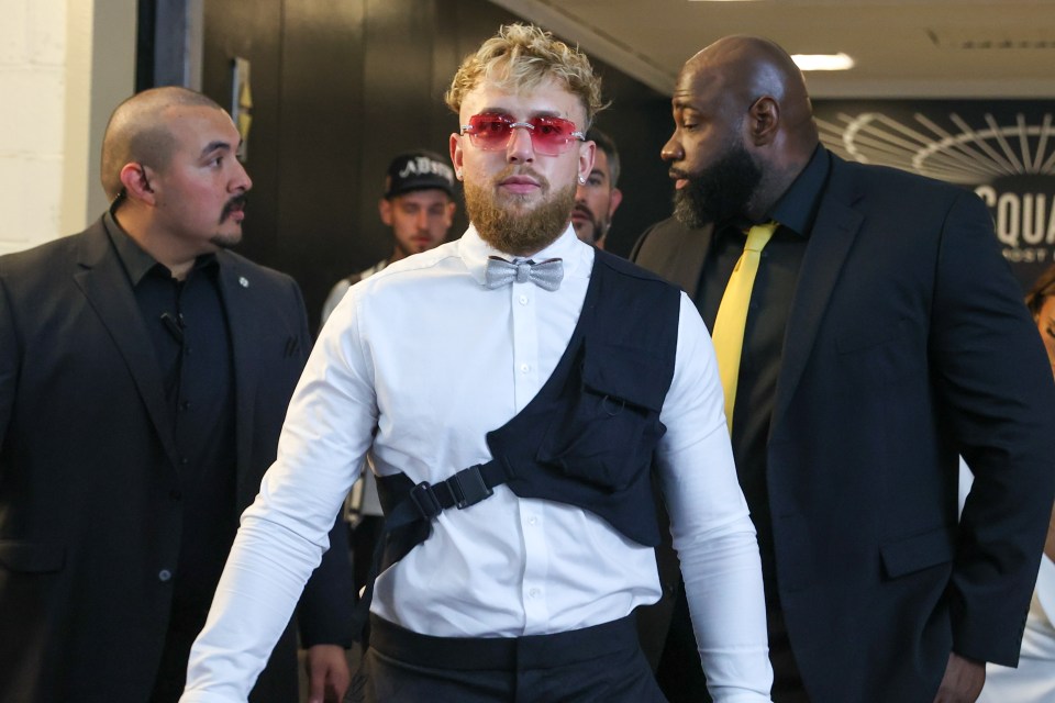 Jake is 5-0 (4 KOs) as a pro boxer
