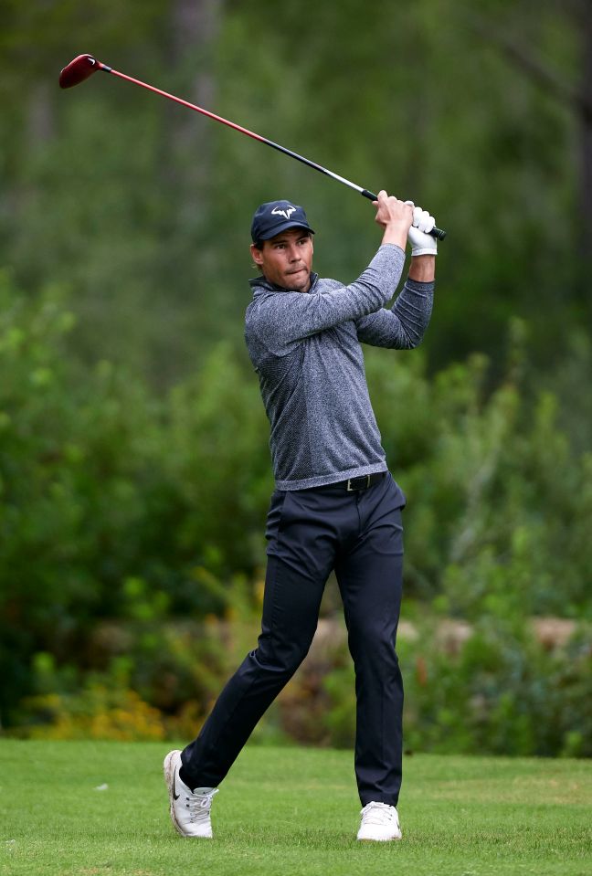 Nadal's golf swing is right-handed