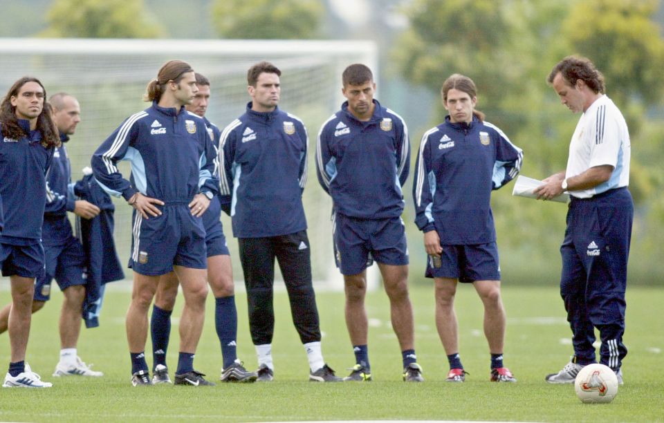 Sinclair would have been faced with Pochettino, Simeone, Walter Samuel and boss Bielsa