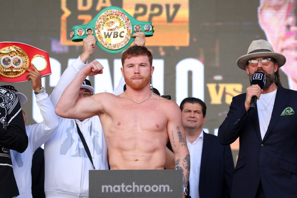 Canelo would have a huge size advantage if he ever fought Crawford