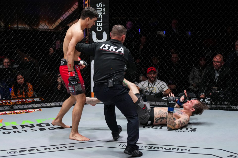The 24-year-old closed the show in just 45 seconds
