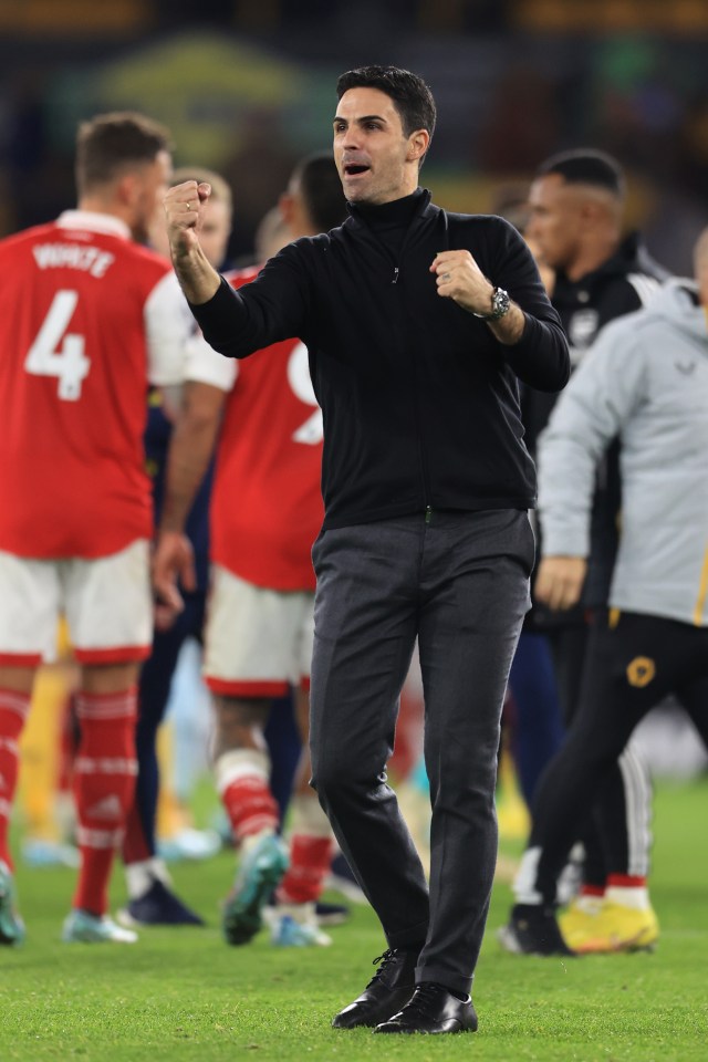 Arsenal beat Wolves 2-0 at Molineux to go five points clear at the top of the table