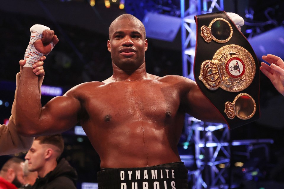 Dubois retained his WBA 'regular' belt