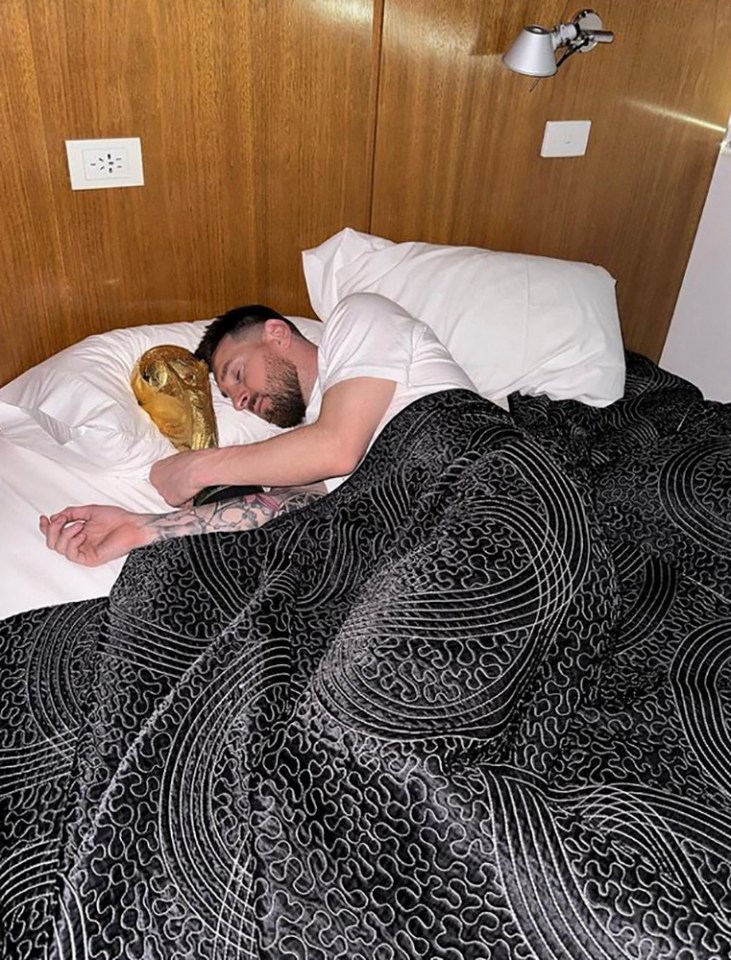 Lionel Messi cheeky image when Argentina won the World Cup in 2022.