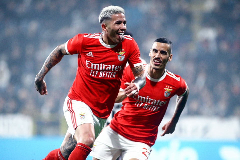 Chelsea are willing to break the British transfer record to sign World Cup winner Fernandez from Benfica