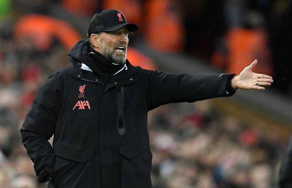Klopp needs to make big tactical decisions - fast