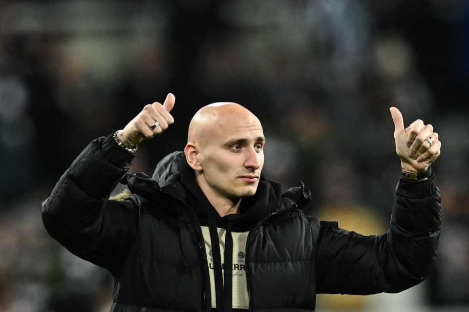 Shelvey said an emotional farewell to the Newcastle faithful