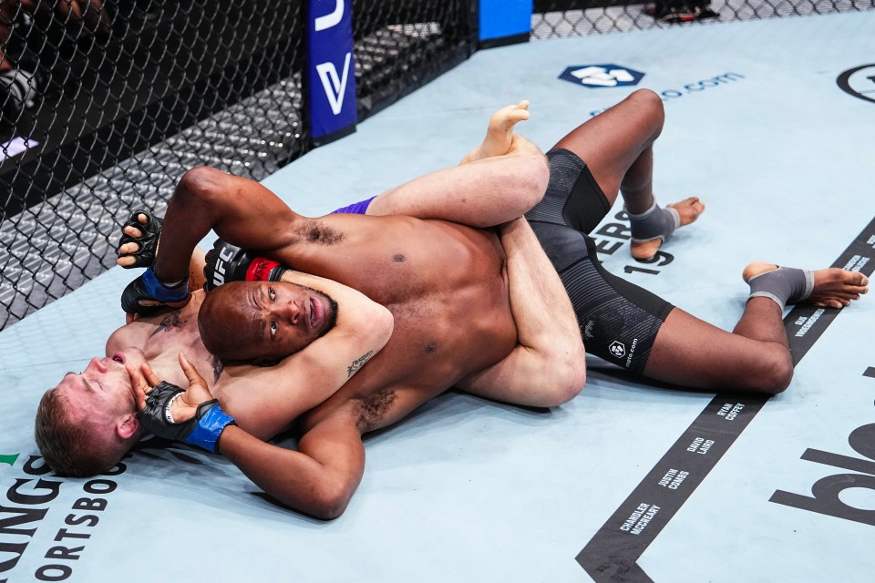 Garry showcased his wrestling skills in his last bout