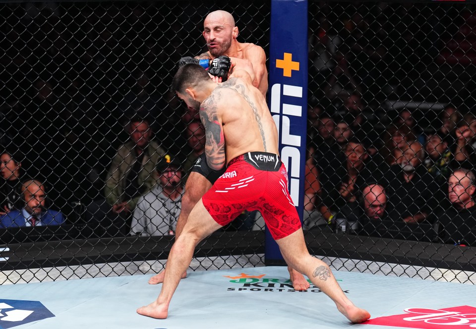 Topruia ended Volkanovski's long reign as champion - something Holloway failed to achieve