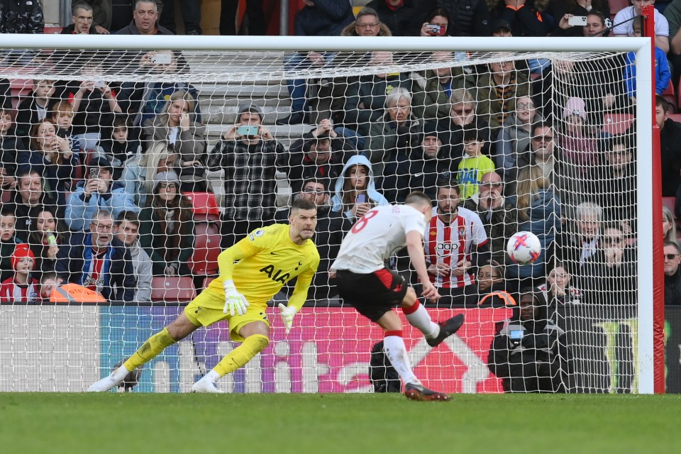 Southampton will be hoping to move off the bottom of the table this weekend