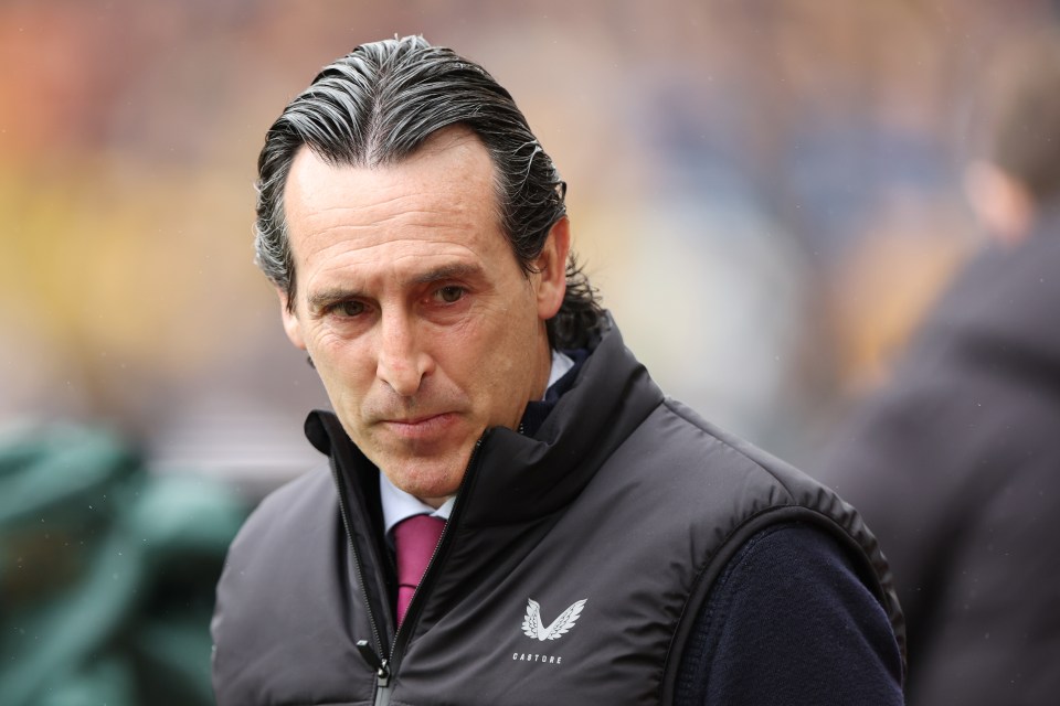 However, Unai Emery tried to make a late swoop for him
