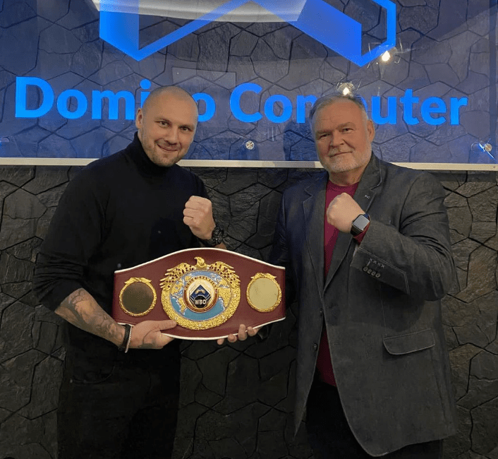 Glowacki is a former two-time WBO cruiserweight champion