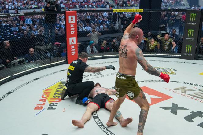 The punch knocked his opponent out cold