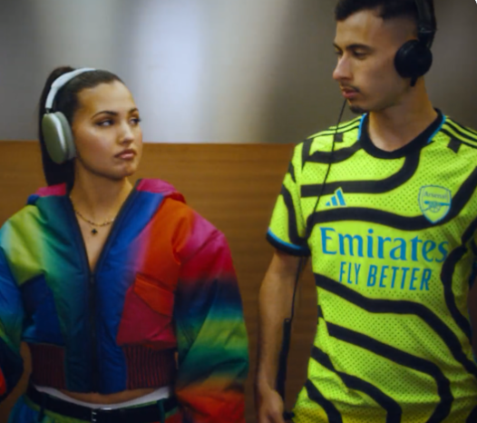 Gabriel Martinelli appeared with musician Mabel in the launch video