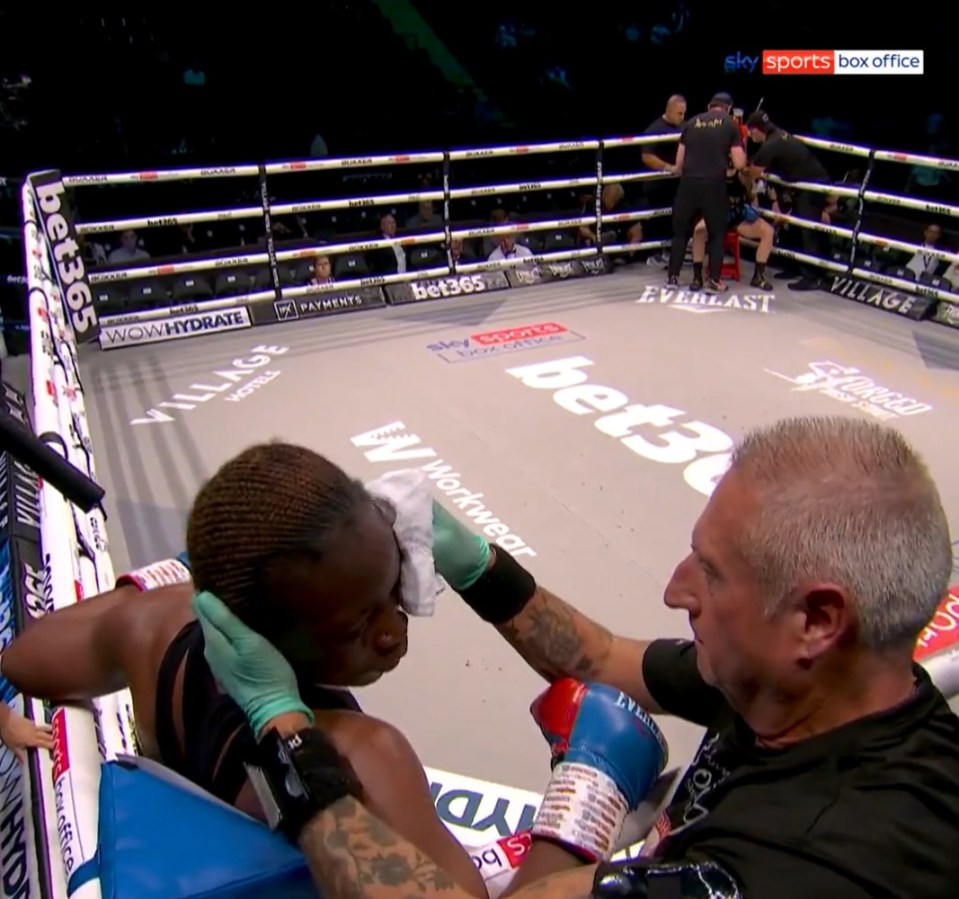 And despite Muzeya's corner's work, the doctor had no choice but to stop the fight