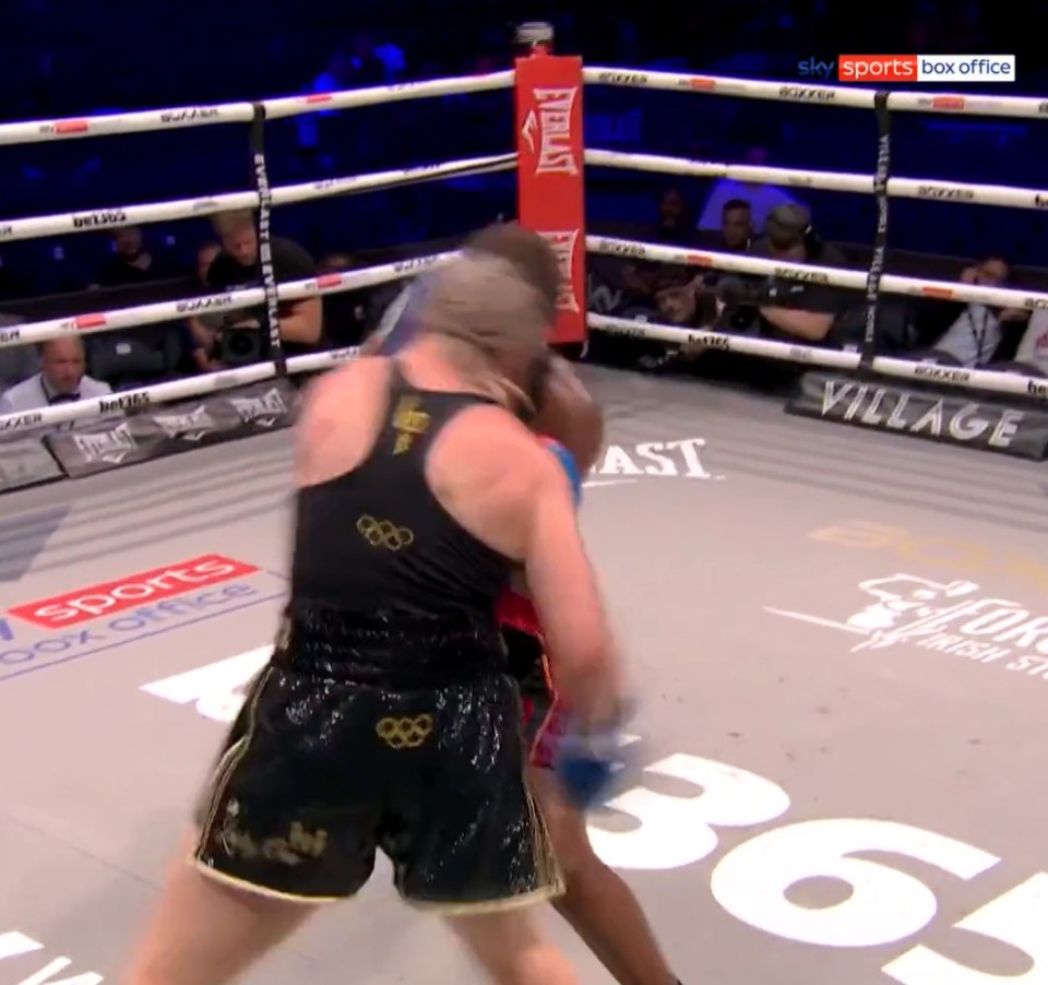 Price and Muzeya clashed heads in round five