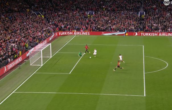 Rashford somehow managed to mess up this opportunity for United