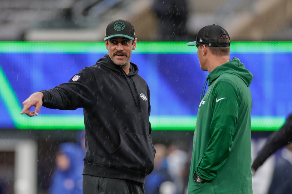 Zach Wilson drew Aaron Rodgers comparisons after finding a way for the Jets to win