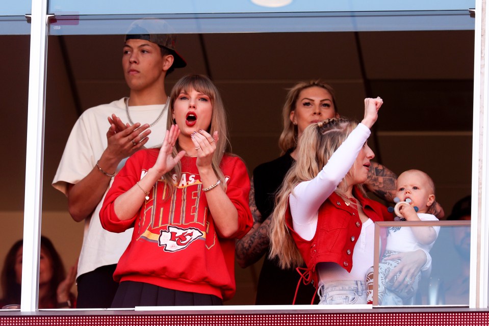 Swift is loving life