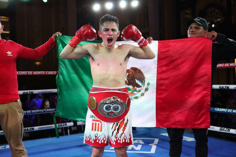 He became the new IBF light flyweight champion, though his reign was short