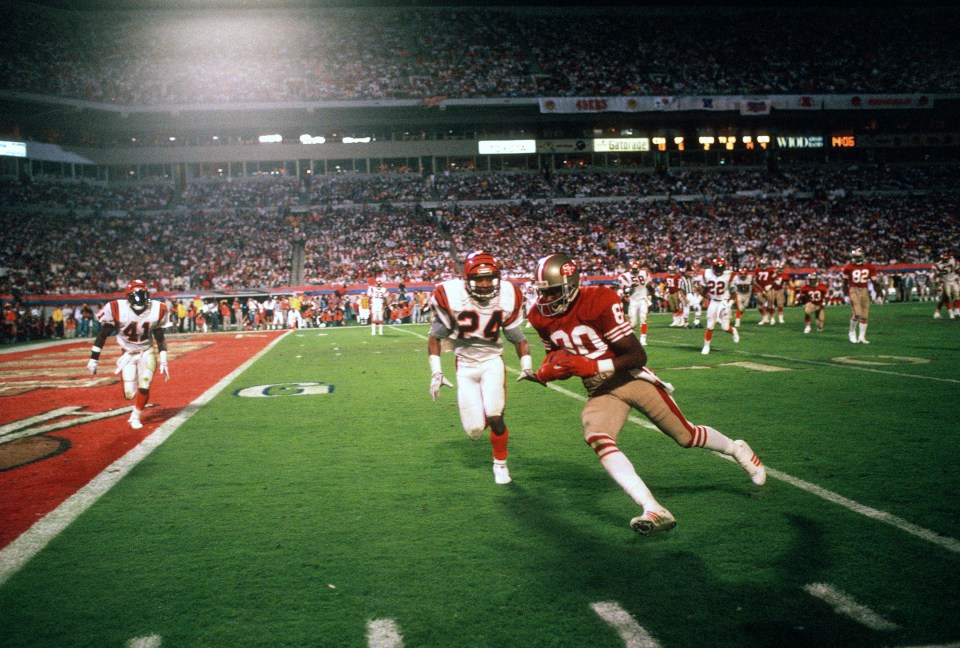 Jerry Rice is easily the best wide receiver in NFL history and no one else is close