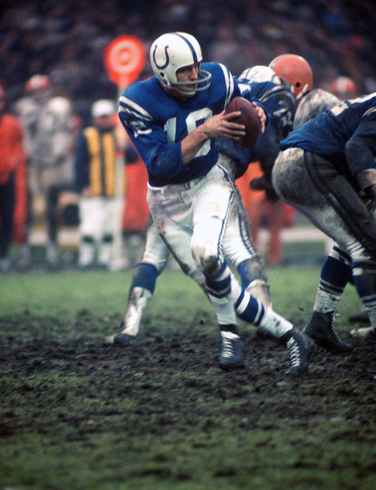 Johnny Unitas's unique playing style led to the modern passing game in the NFL