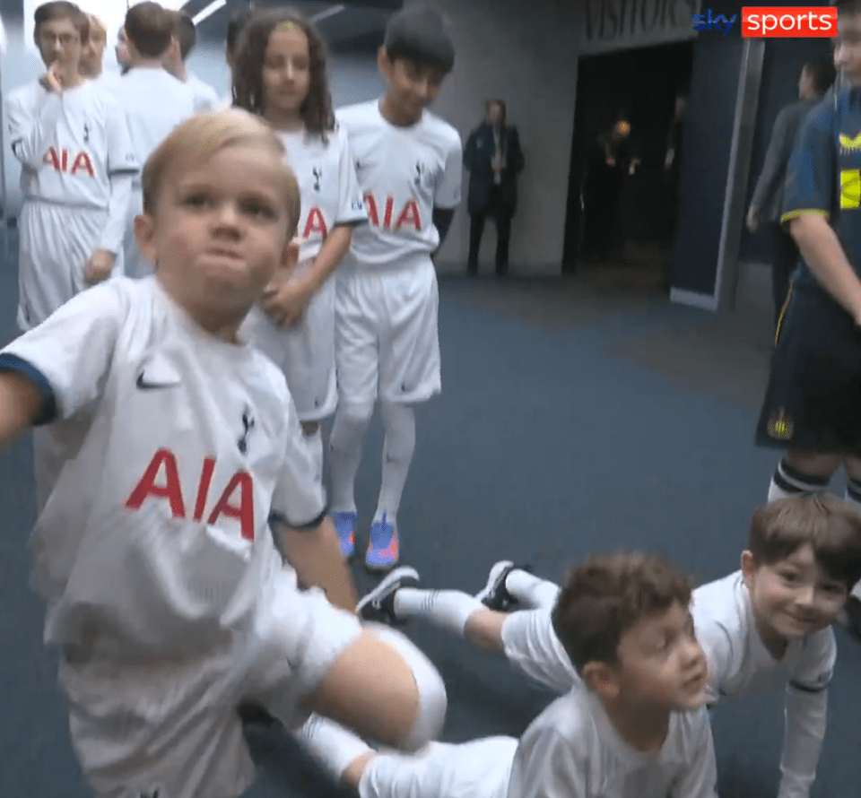 Spurs' mascots started doing press ups and stretches