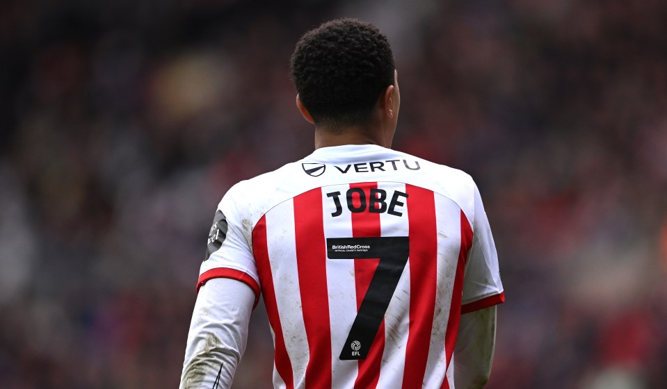 The teen has a different name on the back of his Sunderland shirt