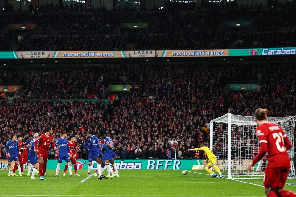 LONDON, ENGLAND - FEBRUARY 25: Virgil van Dijk of Liverpool scores a goal to make it 0-1 during the Carabao Cup Final match between Chelsea and Liverpool at Wembley Stadium on February 25, 2024 in London, England. (Photo by Robbie Jay Barratt - AMA/Getty Images)
