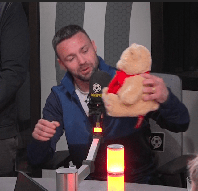 Taylor presented Catterall with a teddy bear during their face-to-face in the talkSPORT studio