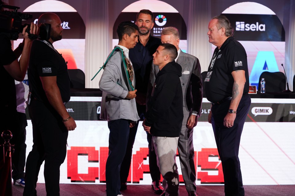 Vargas towered over Ball in their face-off