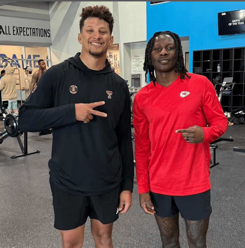 Mahomes and Brown are already getting to know each other