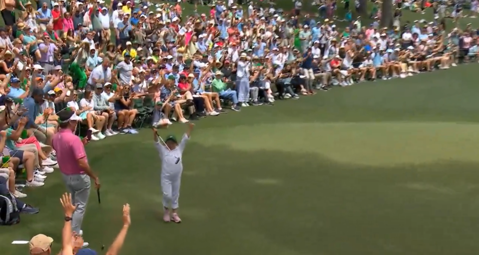When her shot sunk in the hole, Dakota and the crowd celebrated with joy