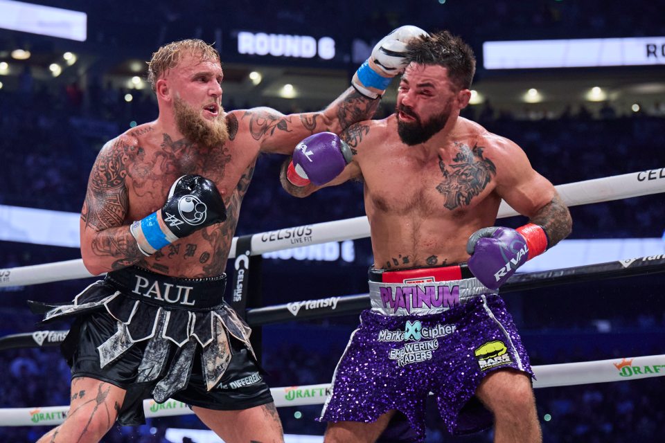 Perry was eventually stopped in the sixth round