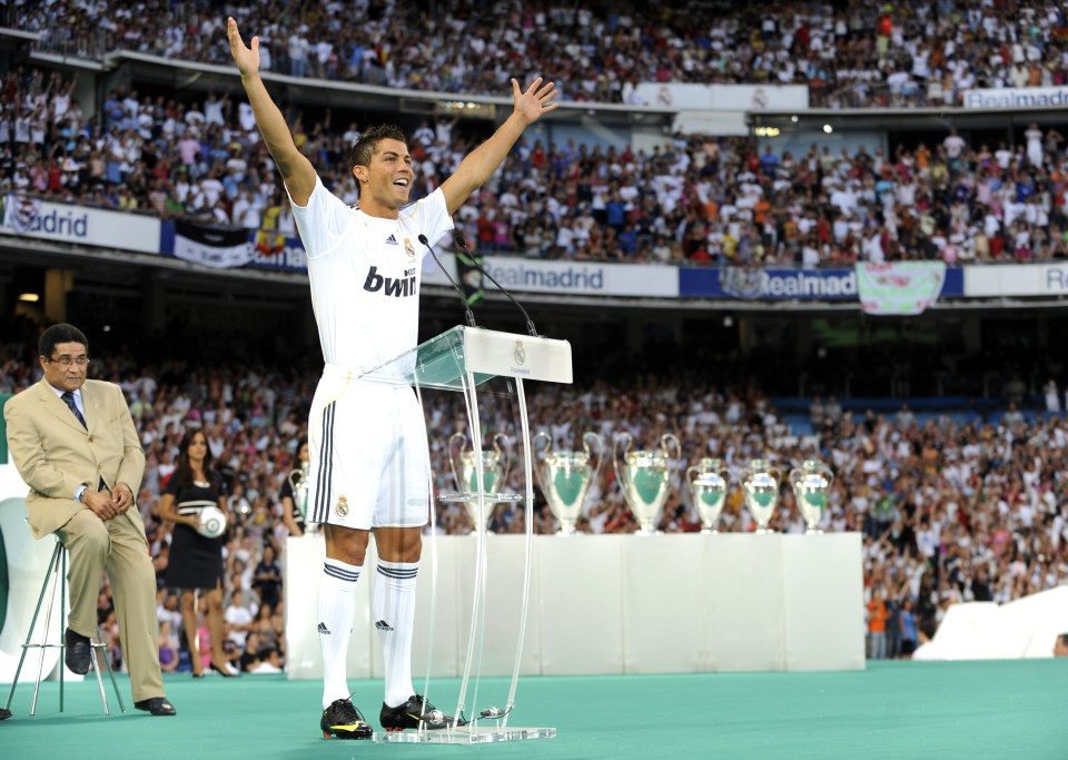 He received an incredible welcome, similar to Ronaldo's