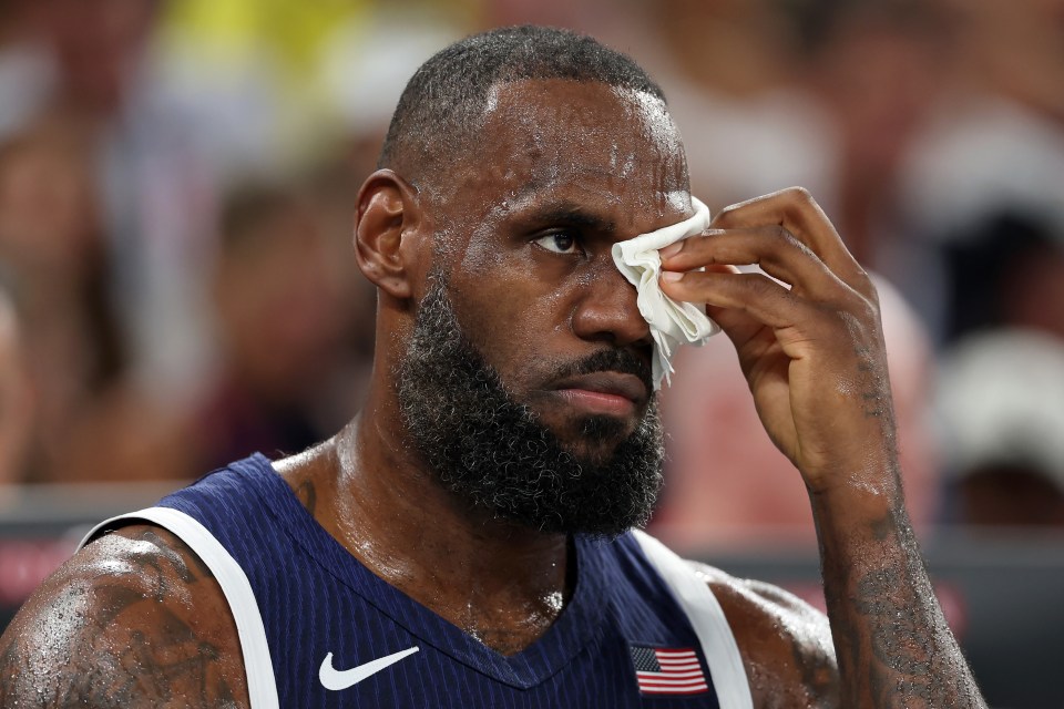 He then made his way to the locker room to be assessed