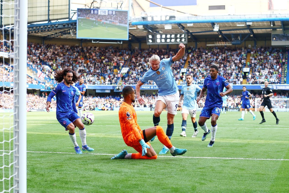 Haaland beat Cucurella and then Sanchez before putting City in front