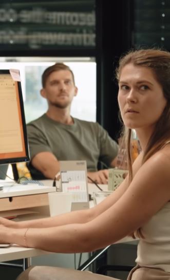 It seems like Kane's new co-workers weren't prepared for his arrival