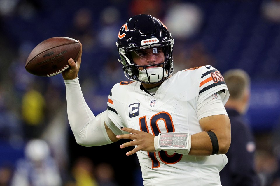 Williams needs more protection from his line