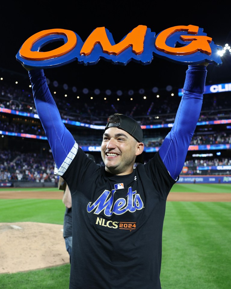 The Mets were able to take a game in Los Angeles, shifting the home field advantage in their favor