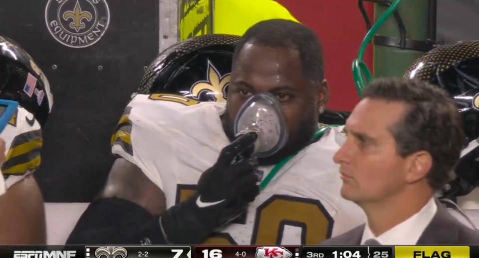 Saunders received oxygen after making the explosive play