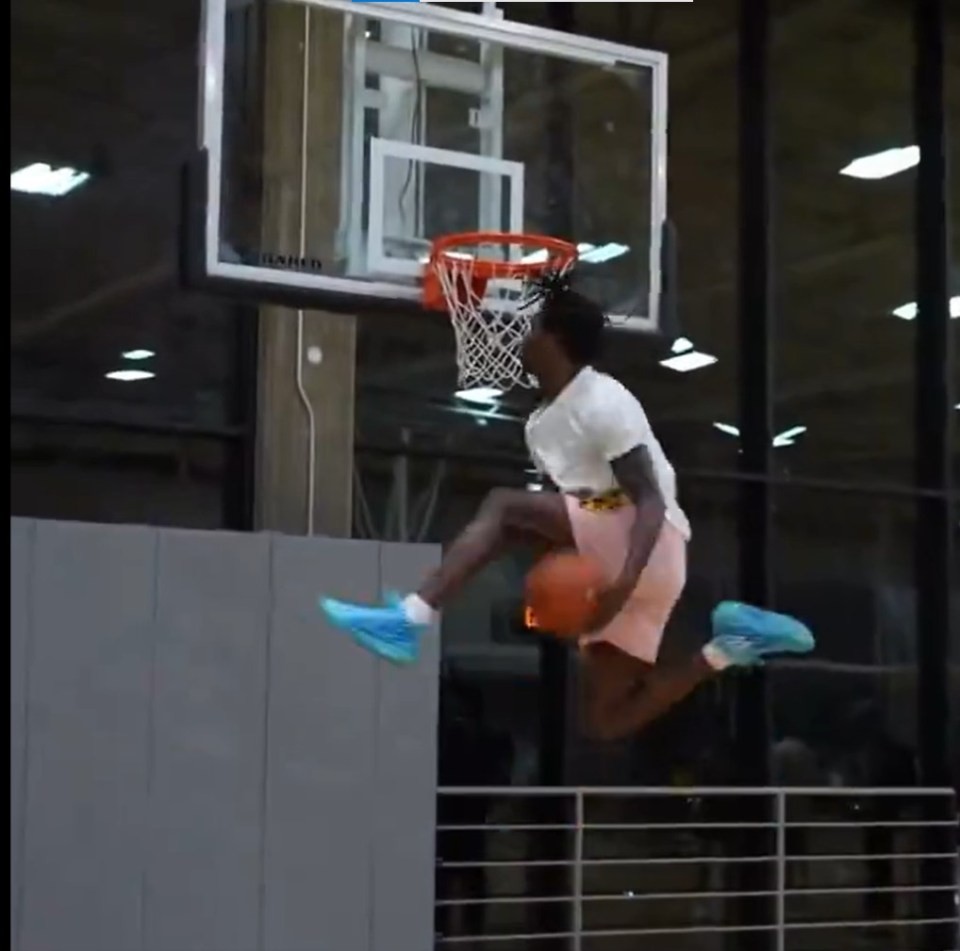 He can go under the leg and slam it home