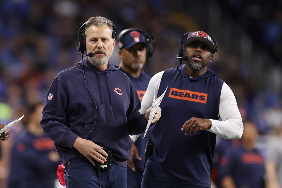 Eberflus becomes the first coach sacked by the Bears midseason