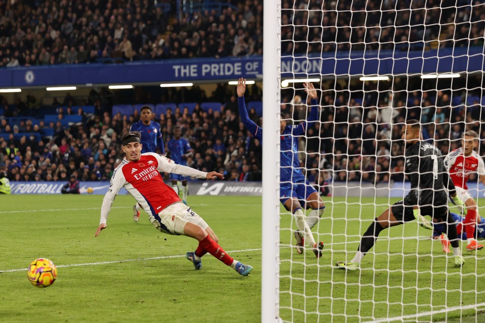 Arsenal were this close to winning it in the final play of the game