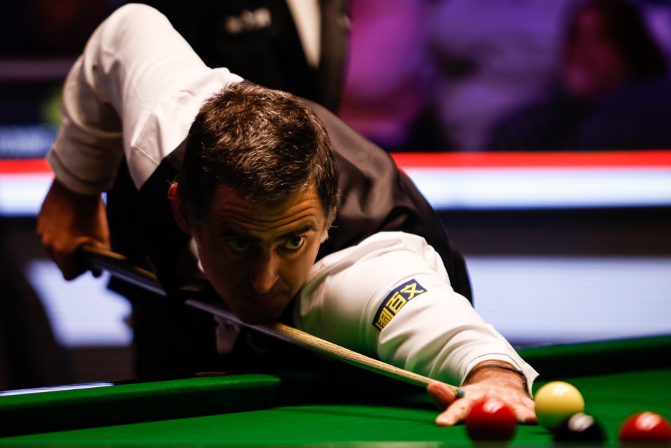 O'Sullivan has explained his decision to withdraw came after snapping his cue