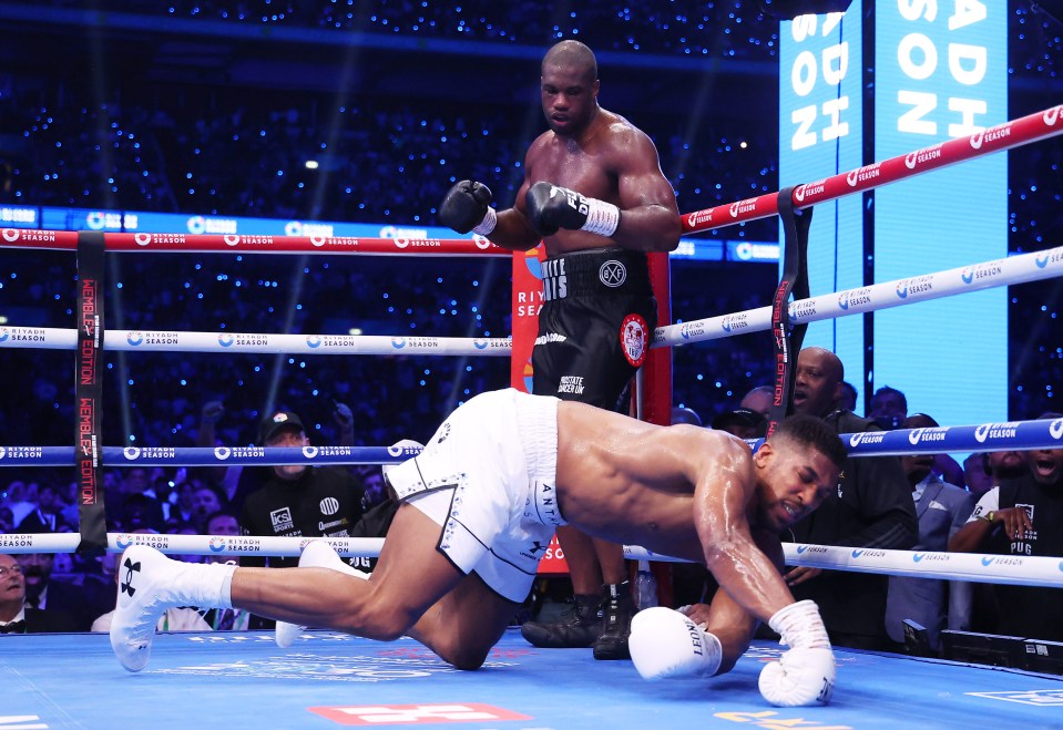LONDON, ENGLAND - SEPTEMBER 21: Daniel Dubois knocks out Anthony Joshua during the IBF World Heavyweight Title fight between Daniel Dubois and Anthony Joshua, on the Riyadh Season  - Wembley Edition card at Wembley Stadium on September 21, 2024 in London, England. (Photo by Richard Pelham/Getty Images)