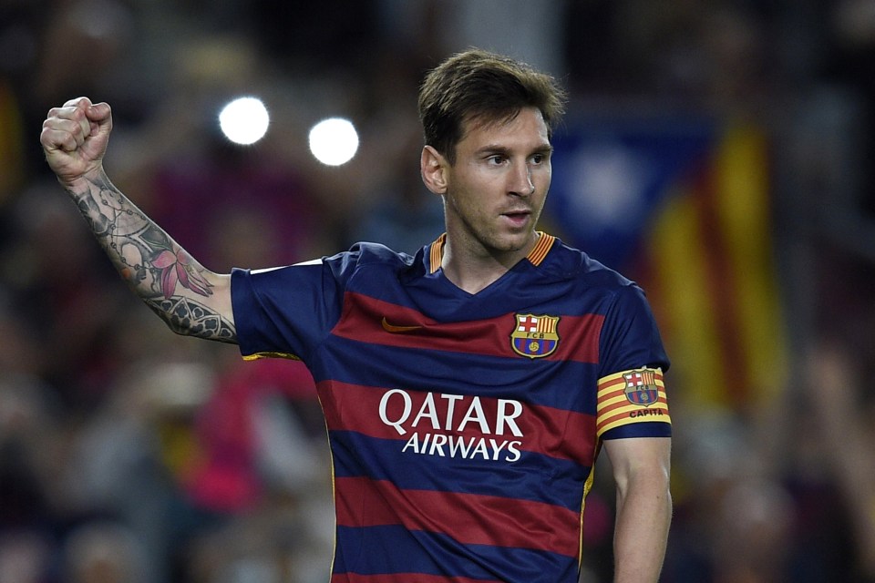 Lionel Messi scored 672 goals for Barcelona.