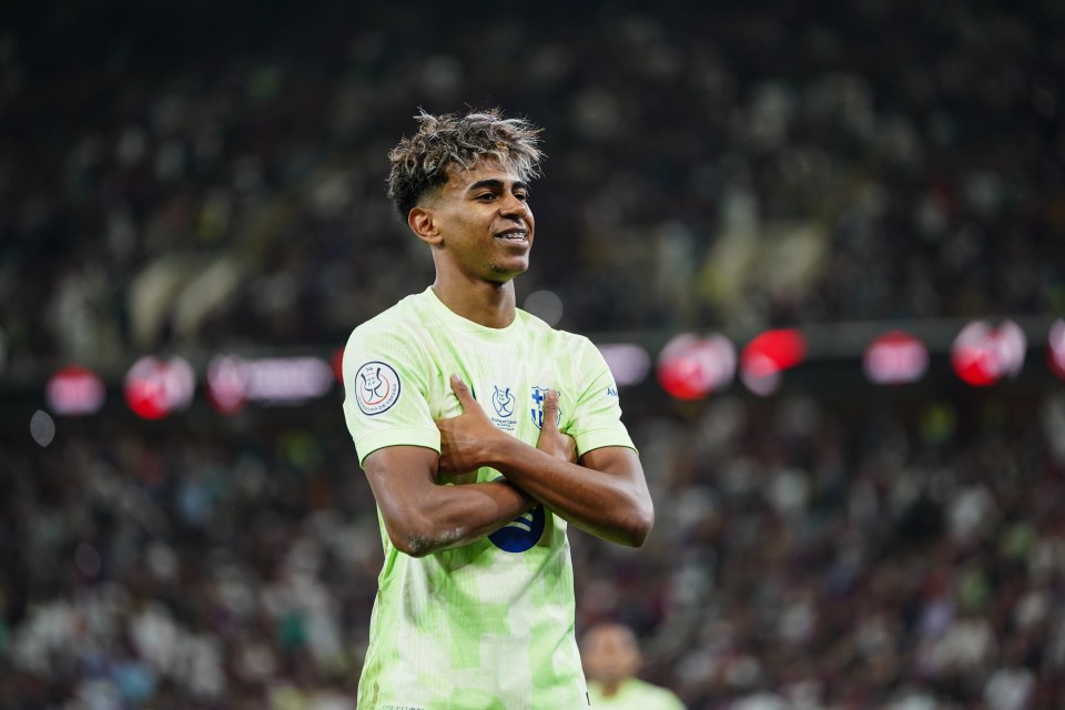 JEDDAH, SAUDI ARABIA - JANUARY 8: Lamine Yamal of Barcelona celebrates after scoring a goal during Spanish Super Cup semi final match between Athletic Bilbao and FC Barcelona at King Abdullah Sports City in Jeddah, Saudi Arabia on January 8, 2025. (Photo by Ismael Adnan Yaqoob/Anadolu via Getty Images)