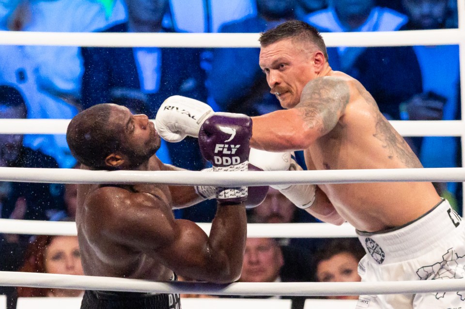 Oleksandr Usyk boxing Daniel Dubois.
